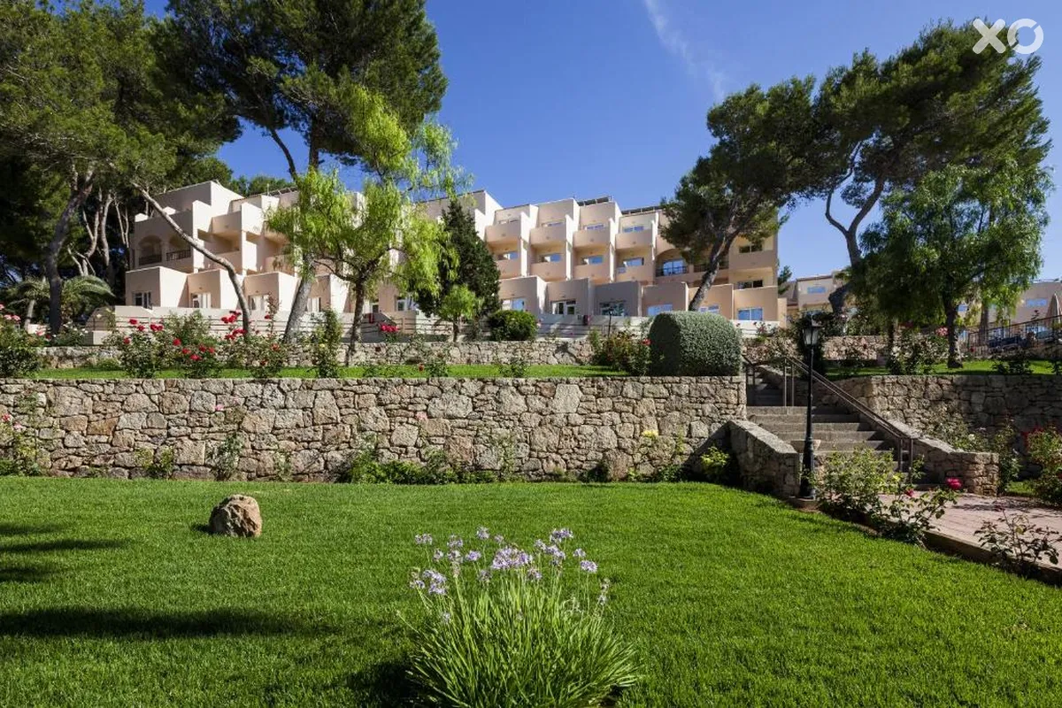 Invisa Club Cala Blanca Hotel