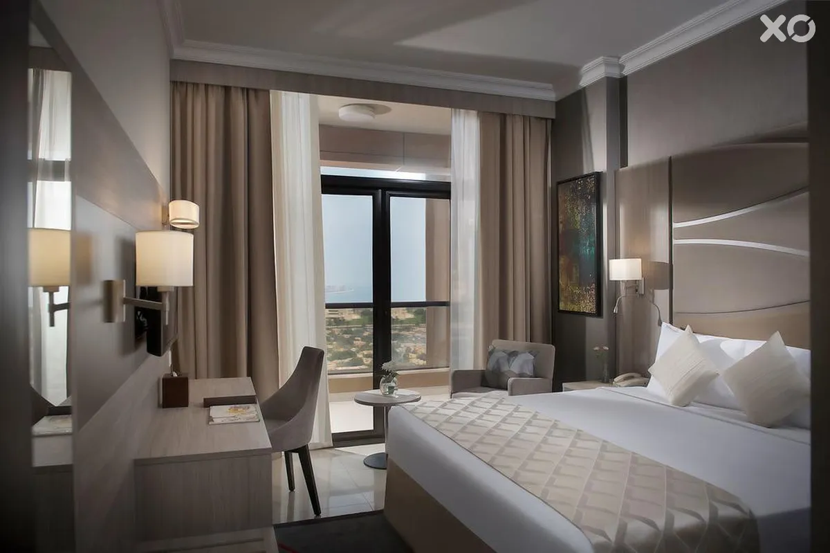 Two Seasons Hotel & Apartments Dubai