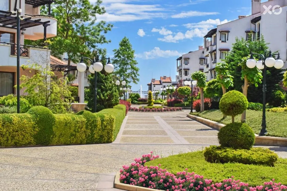 Oasis Resort & Spa