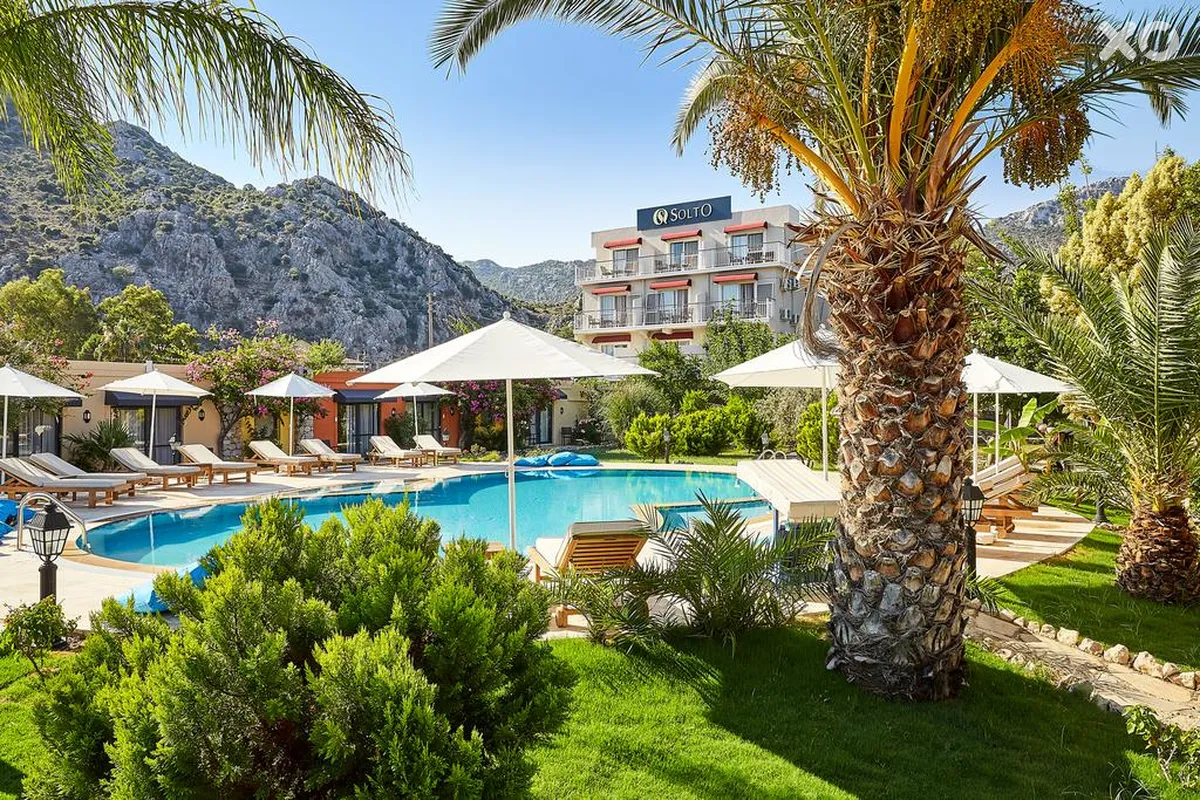 Fi Light Solto Boutique Beach