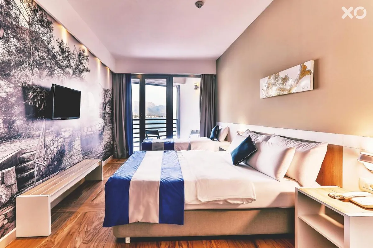 Carine Hotel Delfin