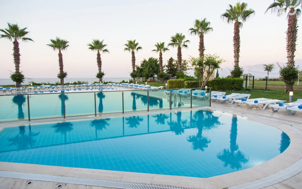 Falcon Club Hotel