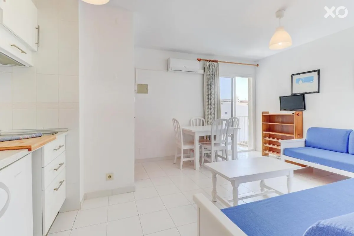 Llevant Apartments