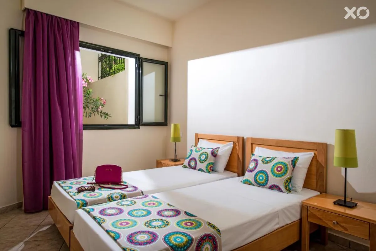 Kristalli Hotel Apartments