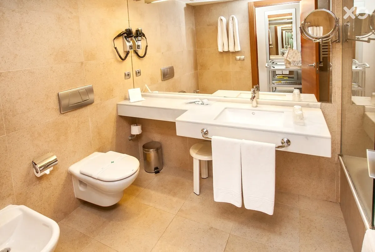 Deloix Aqua Center Hotel