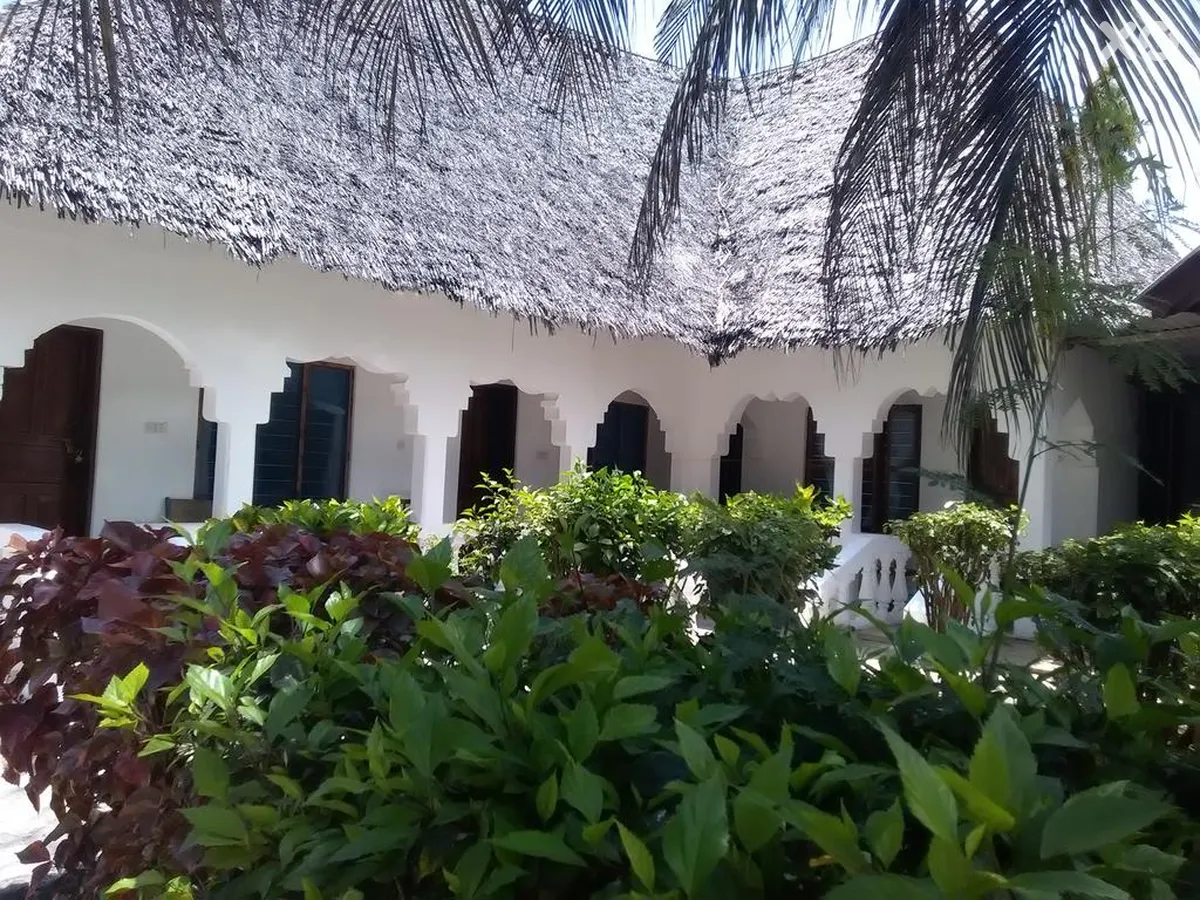 Kihori Beach Bungalows
