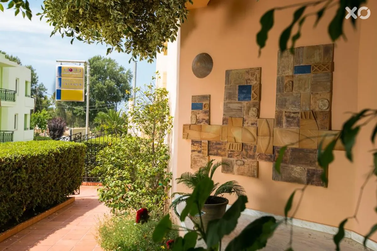 Elotia Hotel