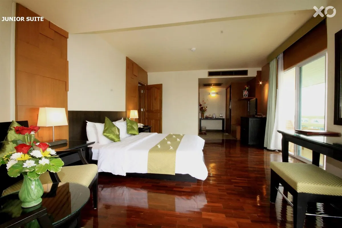 Sea Breeze Jomtien Resort