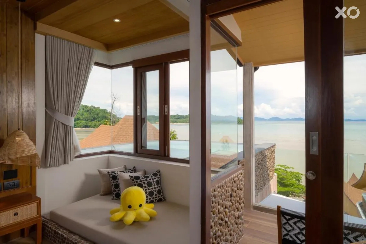 Sinae Phuket Luxury Hotel