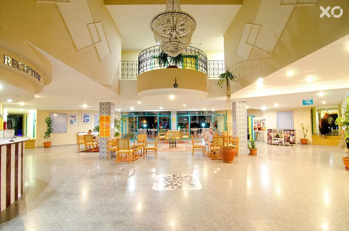 Park Side Hotel (Ces Park Hotel)