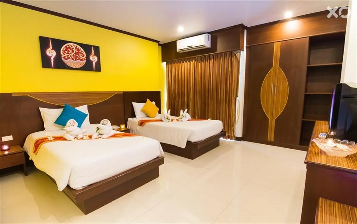 Issara Patong Beach