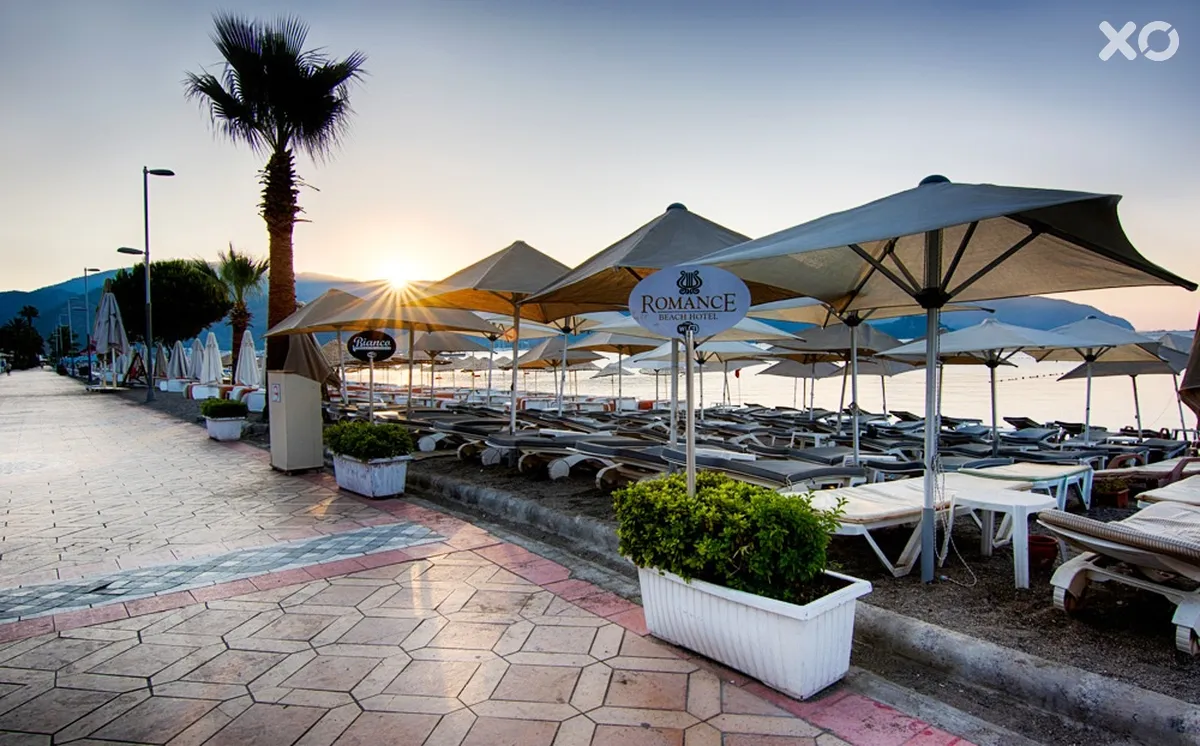 Romance Hotel