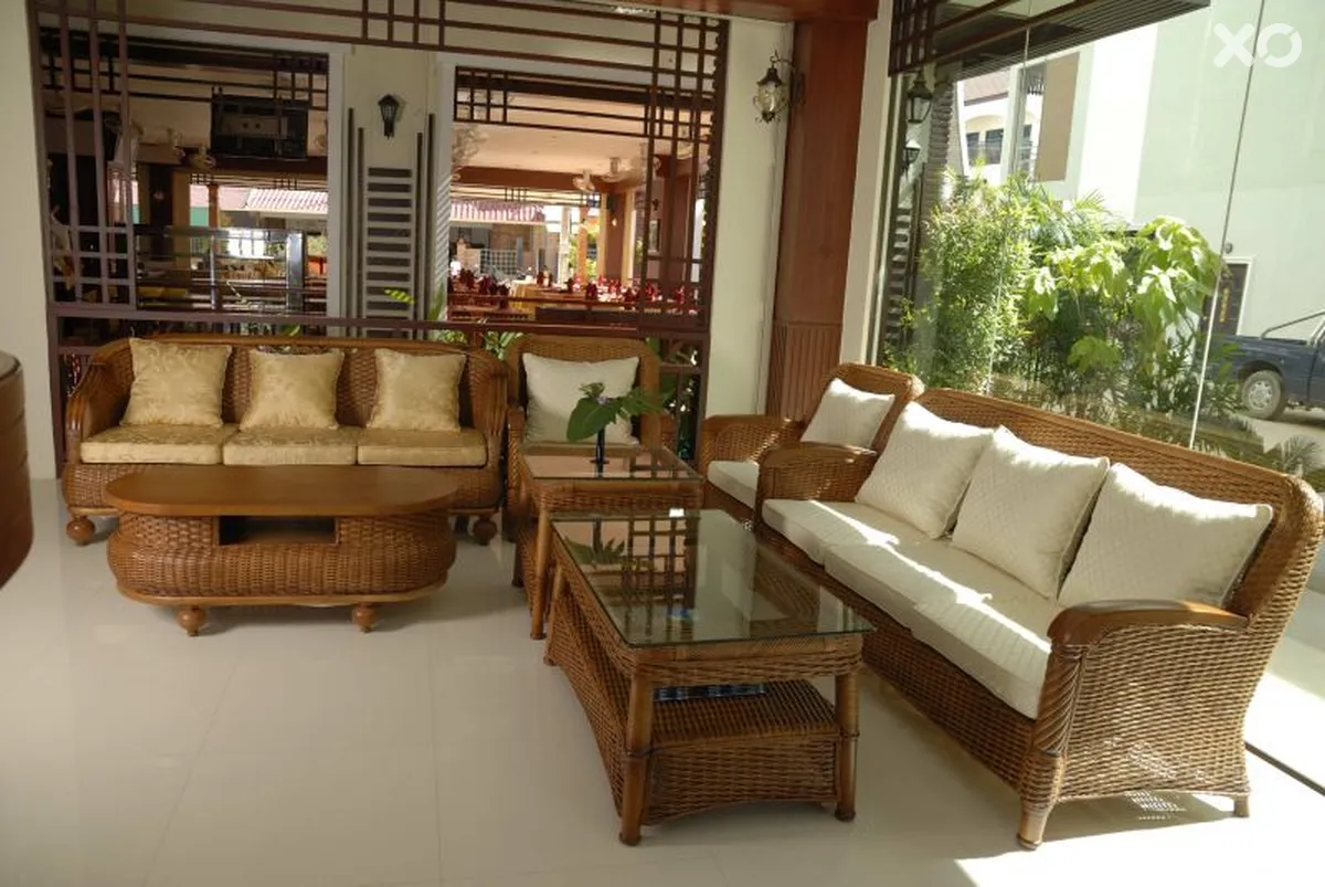 Outdoor Inn & Restaurant