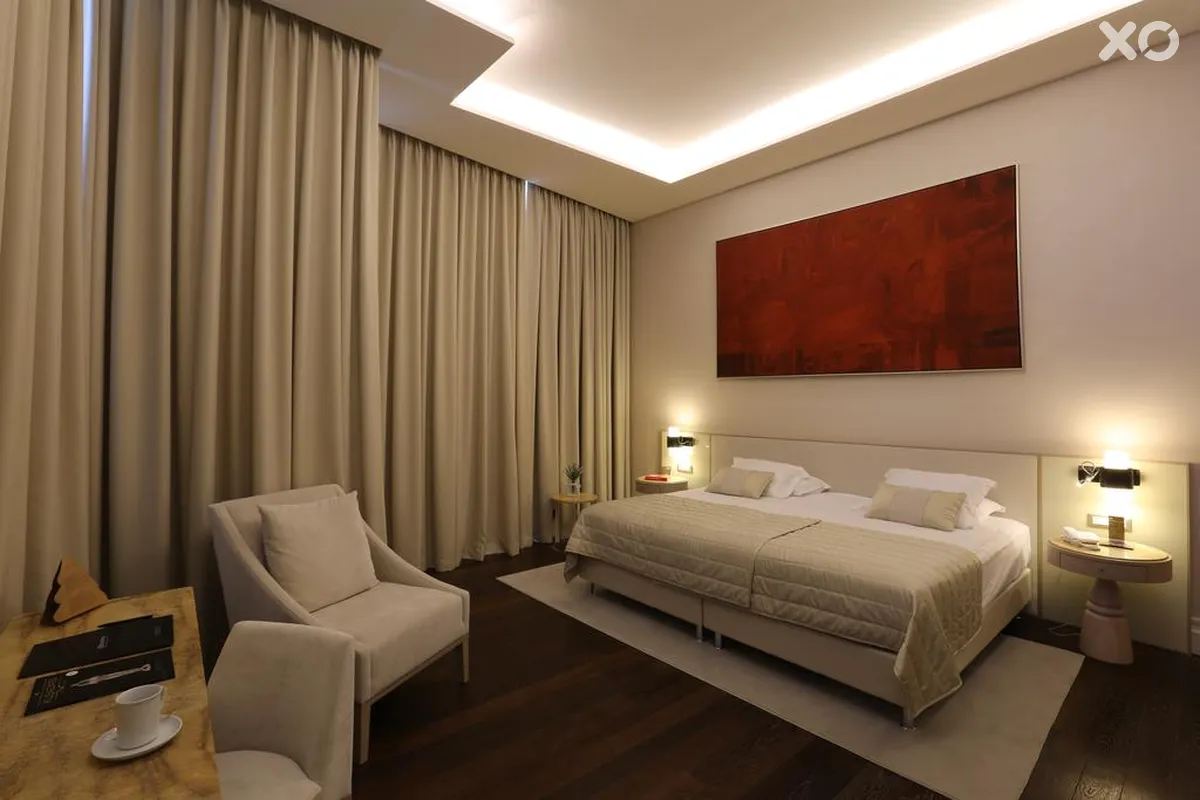 Charisma De Luxe Hotel