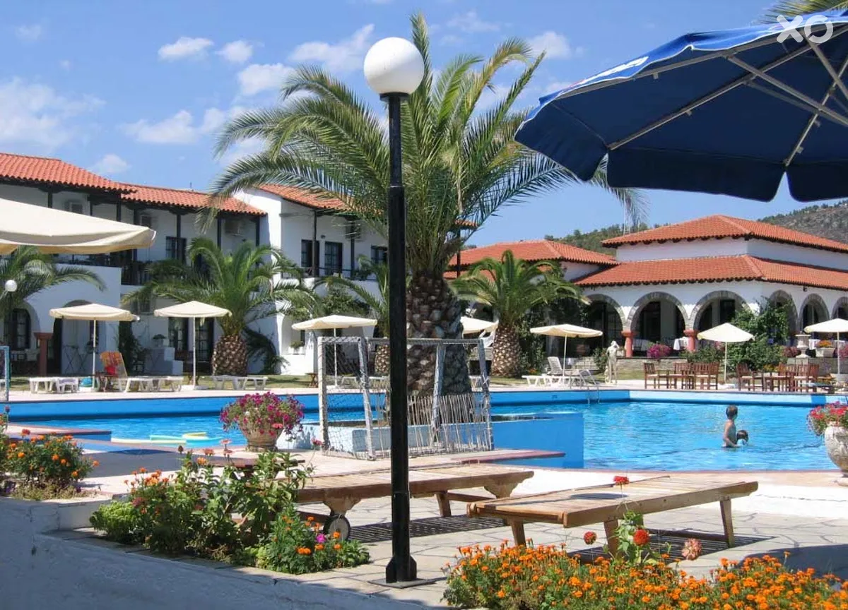 Bomo Assa Maris Beach