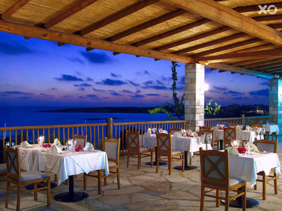 Coral Beach Hotel & Resort