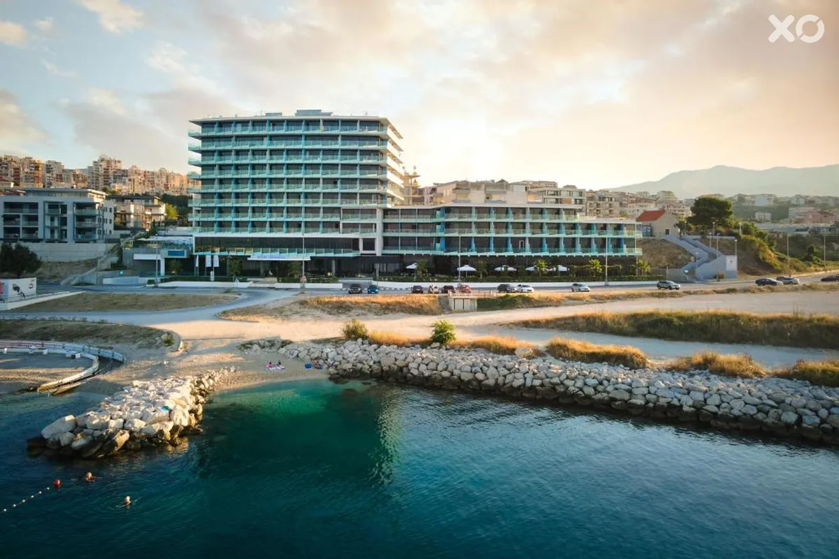 Amphora Hotel