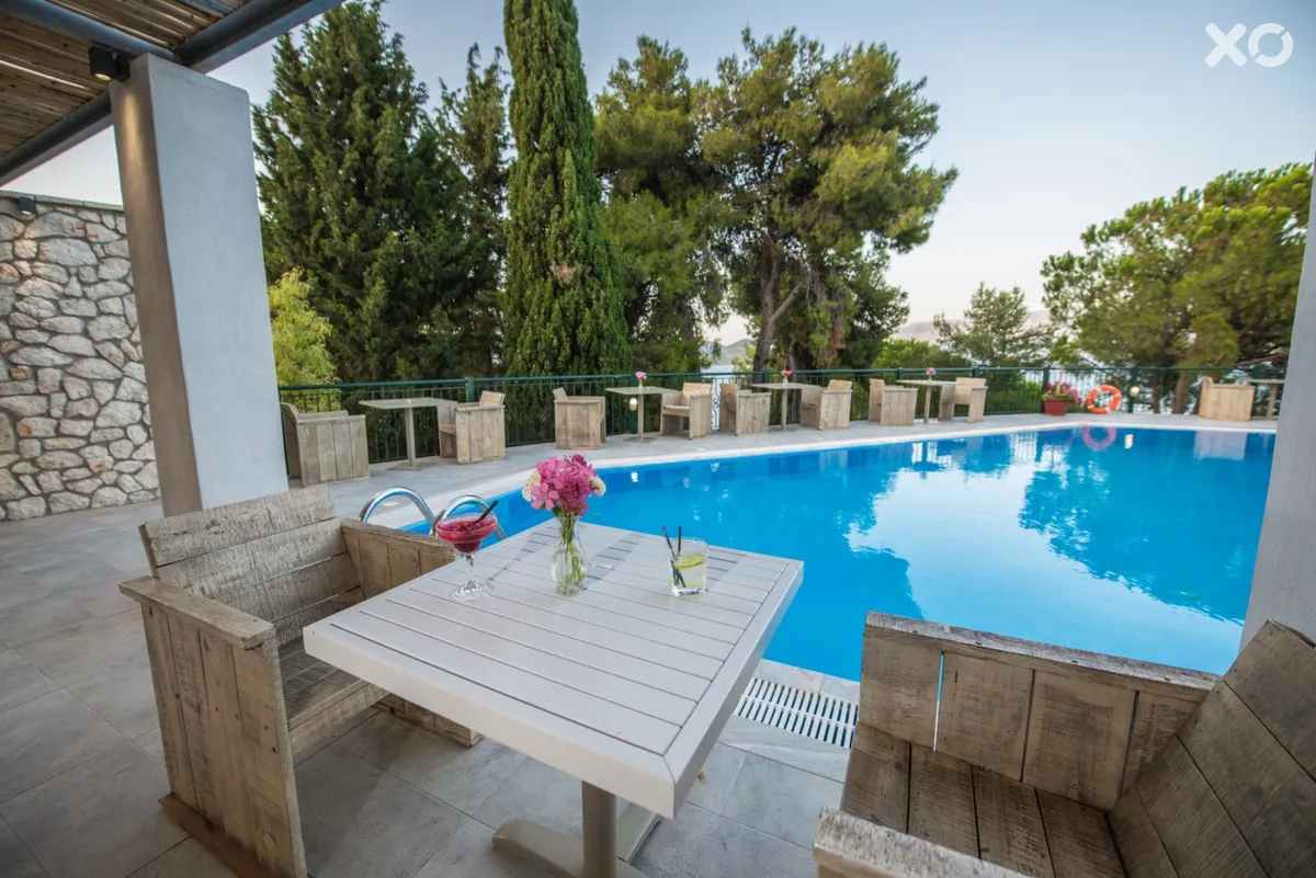 Aliki Hotel