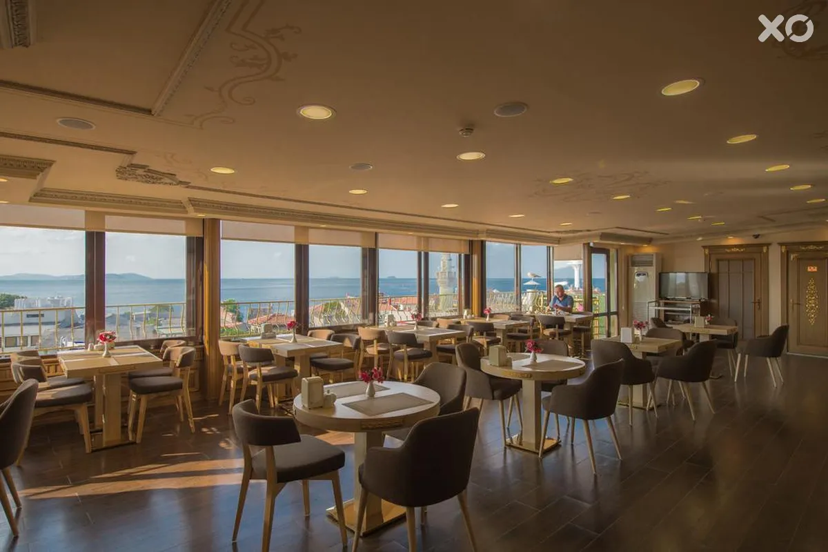 Kaftan Hotel