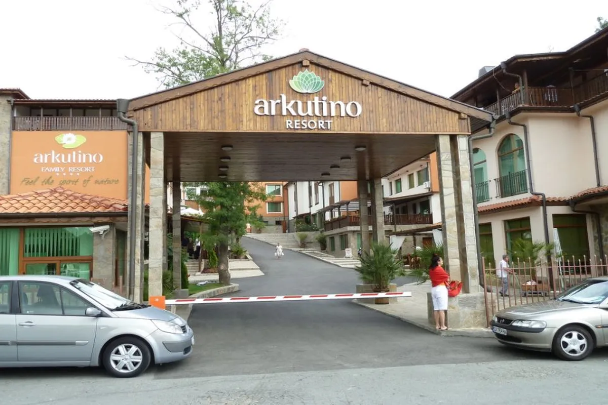 Arkutino Family Resort Hotel