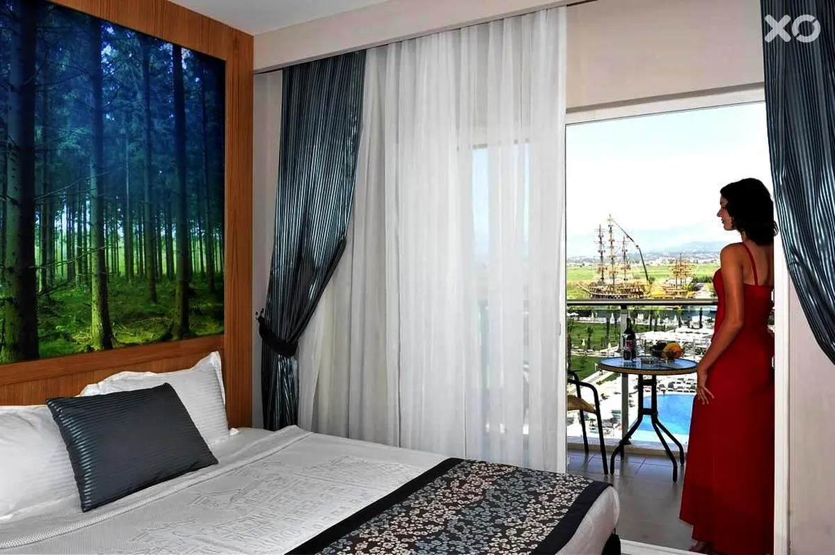 Lake & River Side Hotel & Spa