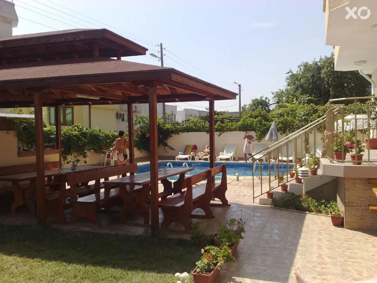 Larisa 1&2 Hotel