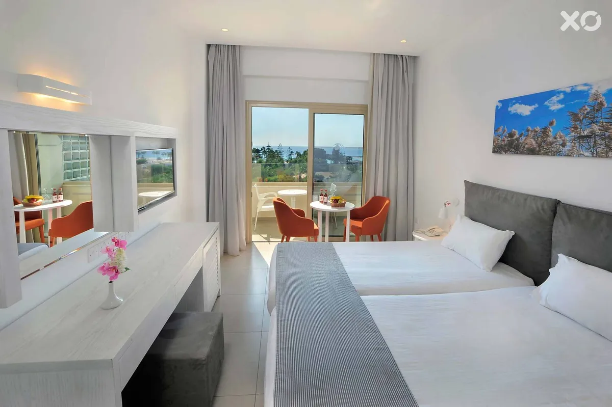Nissiana Hotel