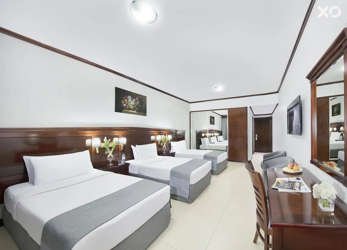 Admiral Plaza Hotel