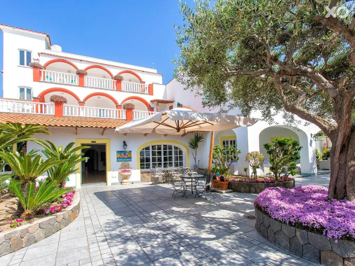 La Scogliera Hotel