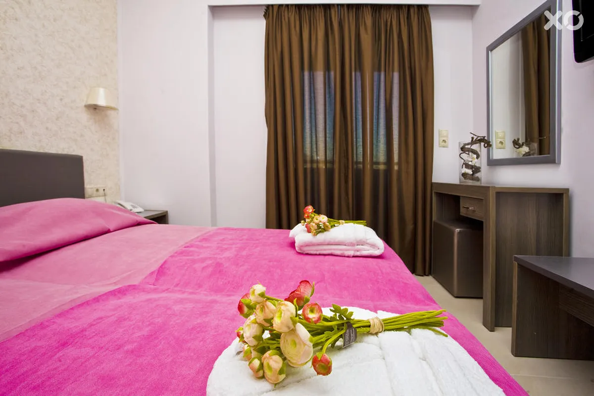 Astron Hotel