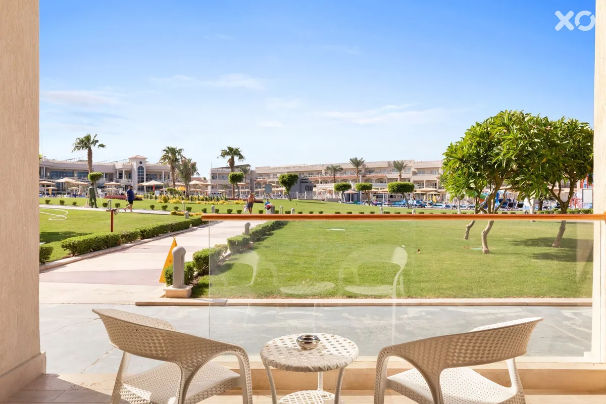 Albatros Royal Moderna Resort