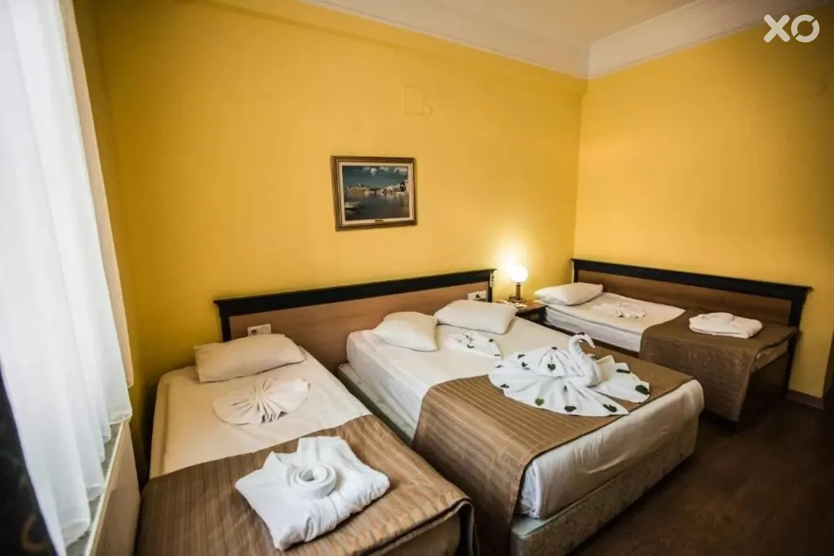 Tassaray Hotel