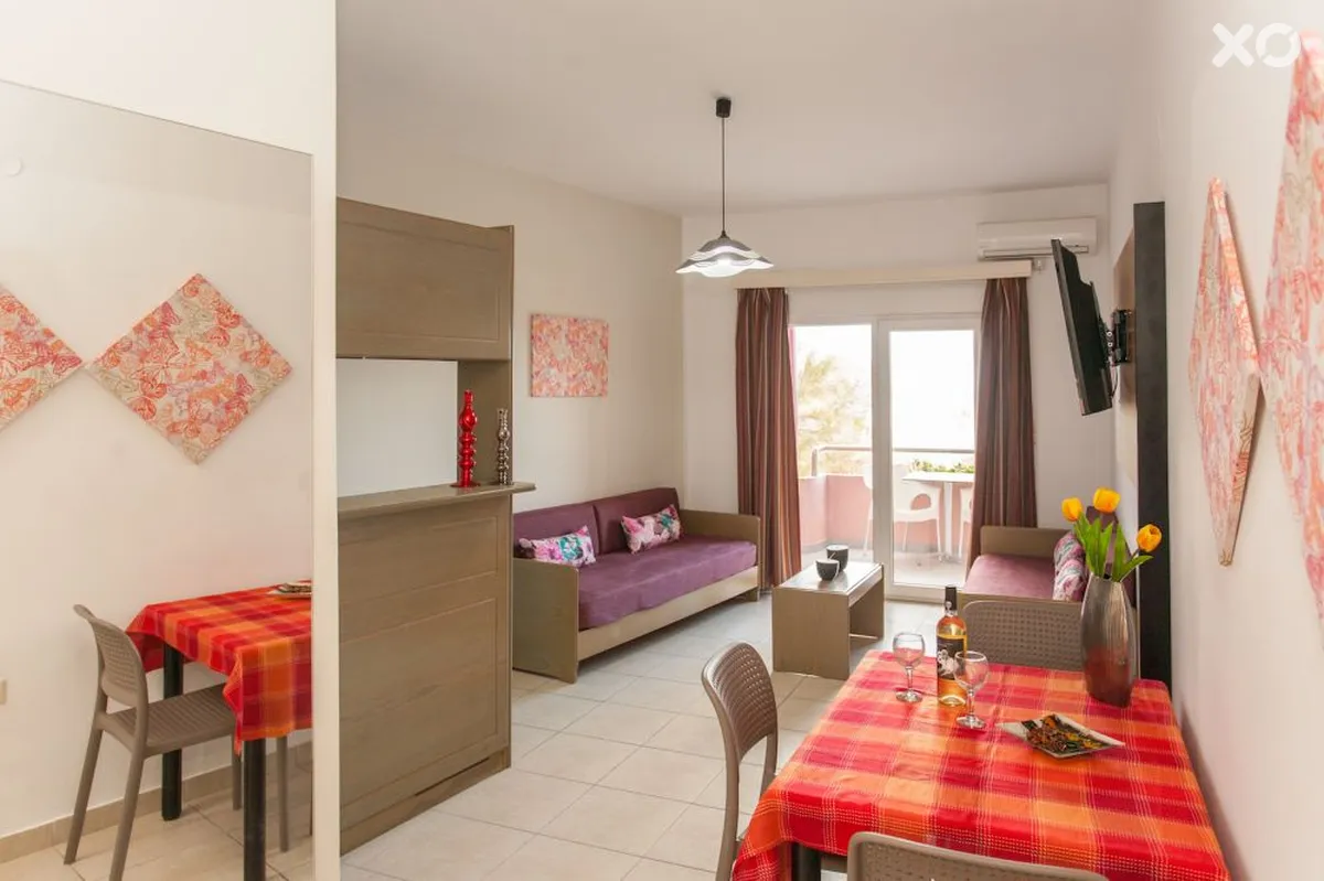 Sea Side Hotel