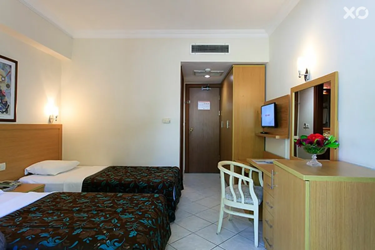 Perdikia Beach Hotel