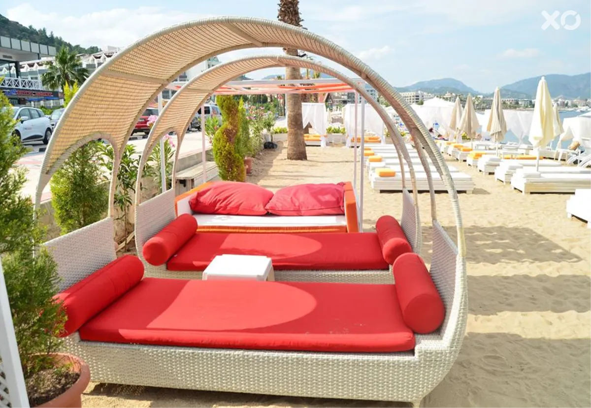 Astoria Beach Hotel