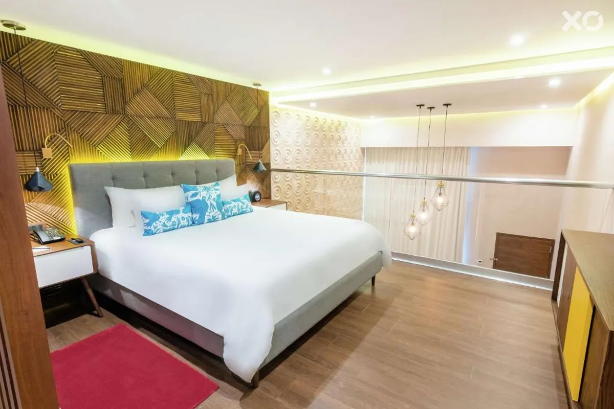 The Fives Downtown Hotel & Residences, Curio Collection by Hilton