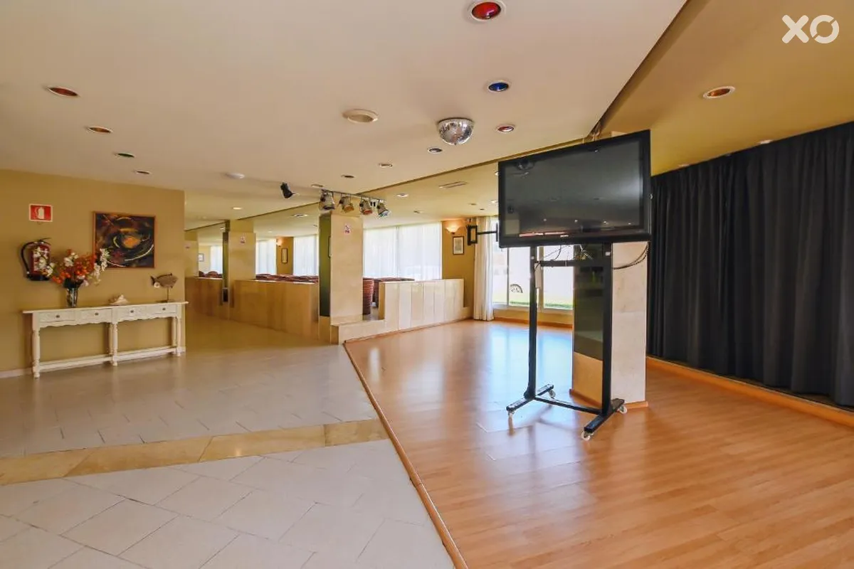 Alondra Hotel