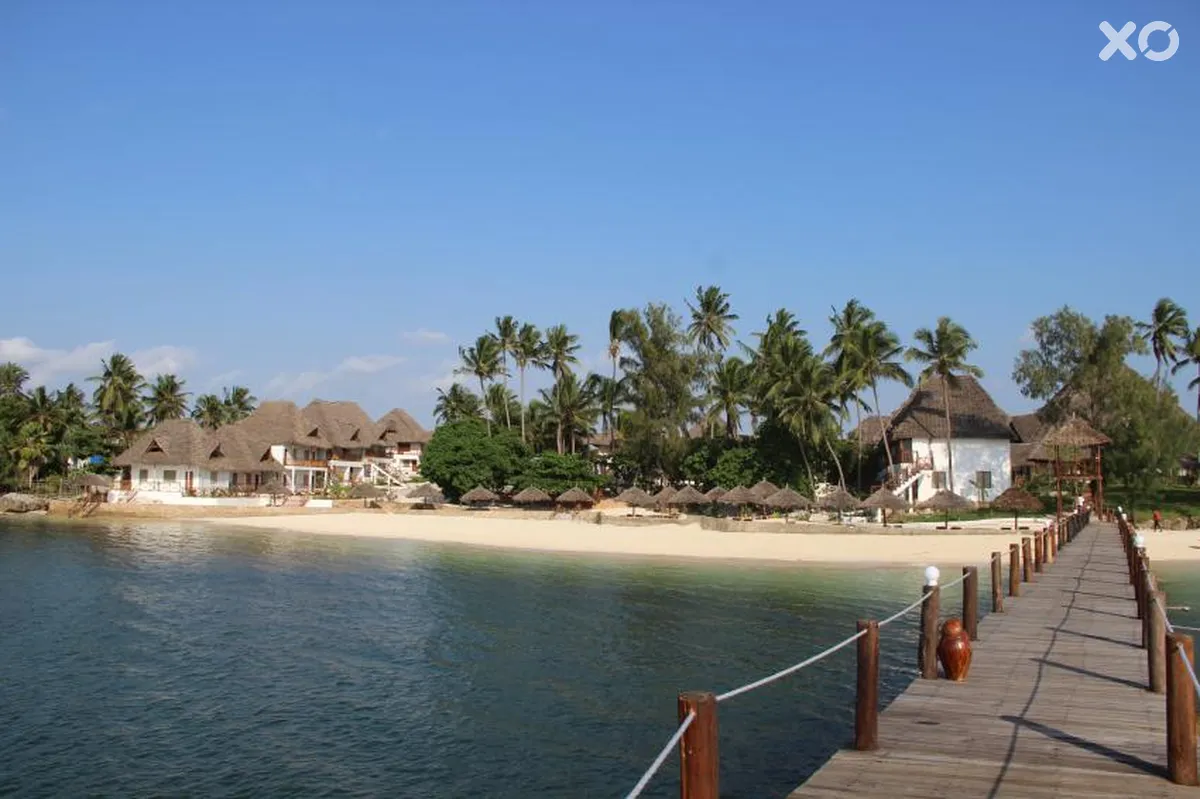 Paradise Beach Resort