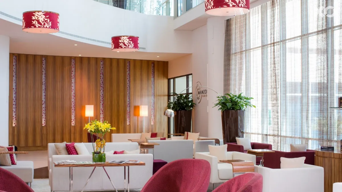 Pullman Dubai Jumeirah Lakes Towers