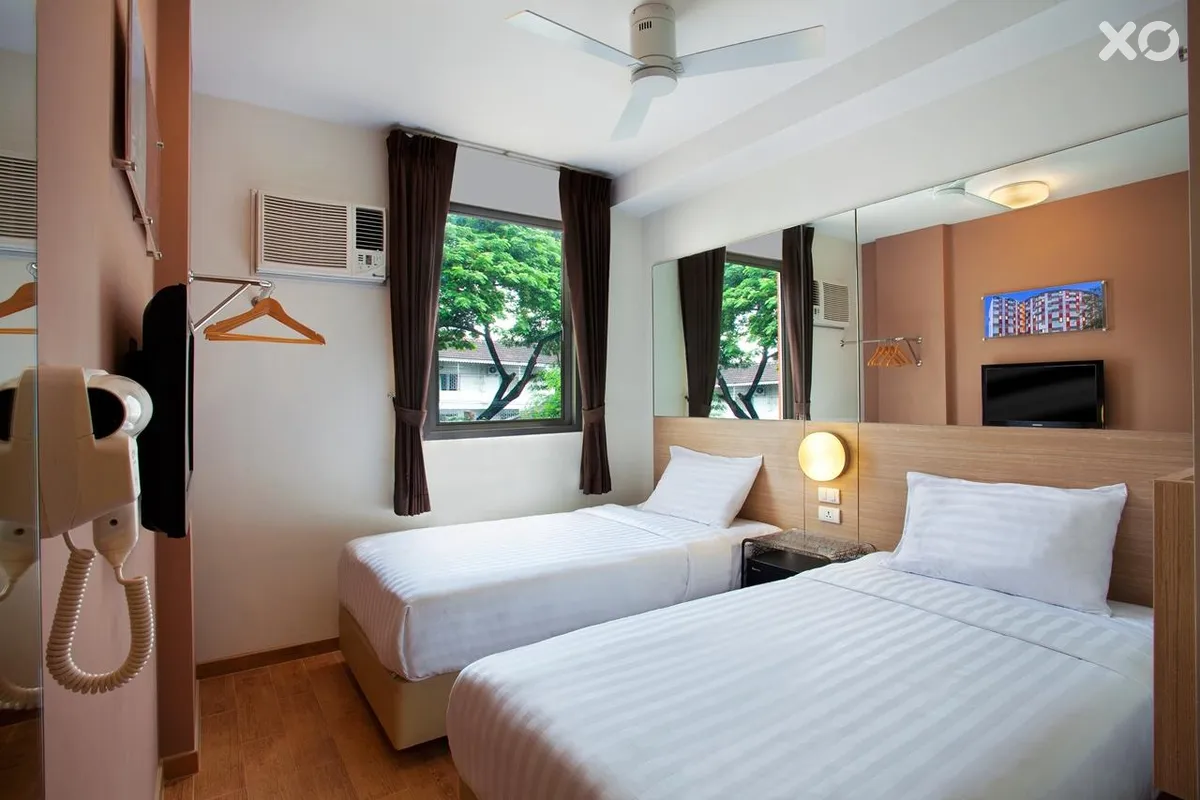 Red Planet Hotel