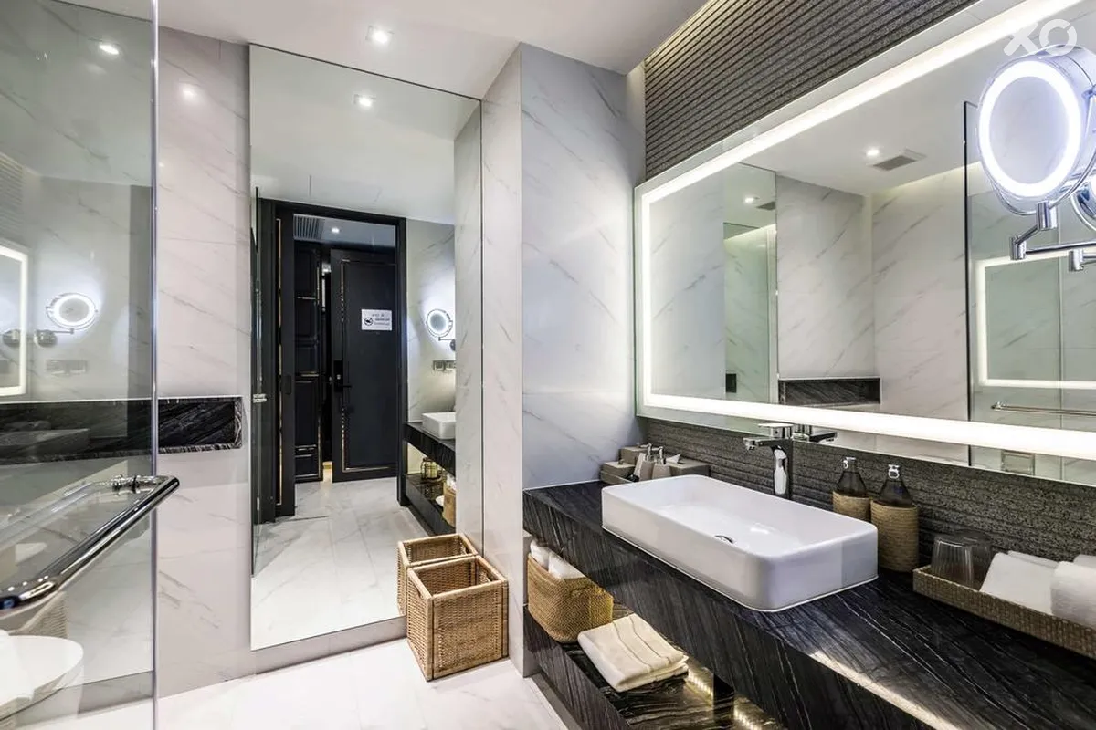 Wyndham Grand Nai Harn Beach