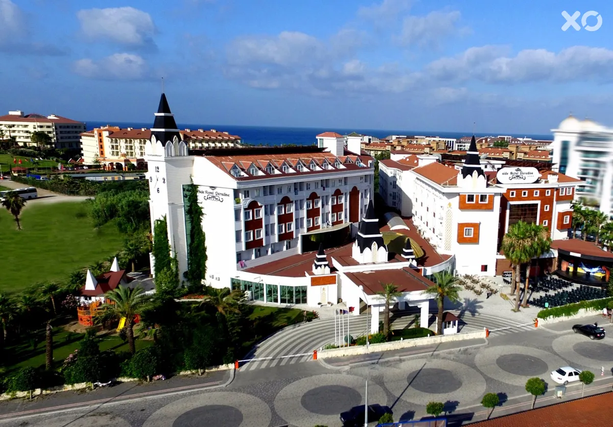 Side Royal Paradise