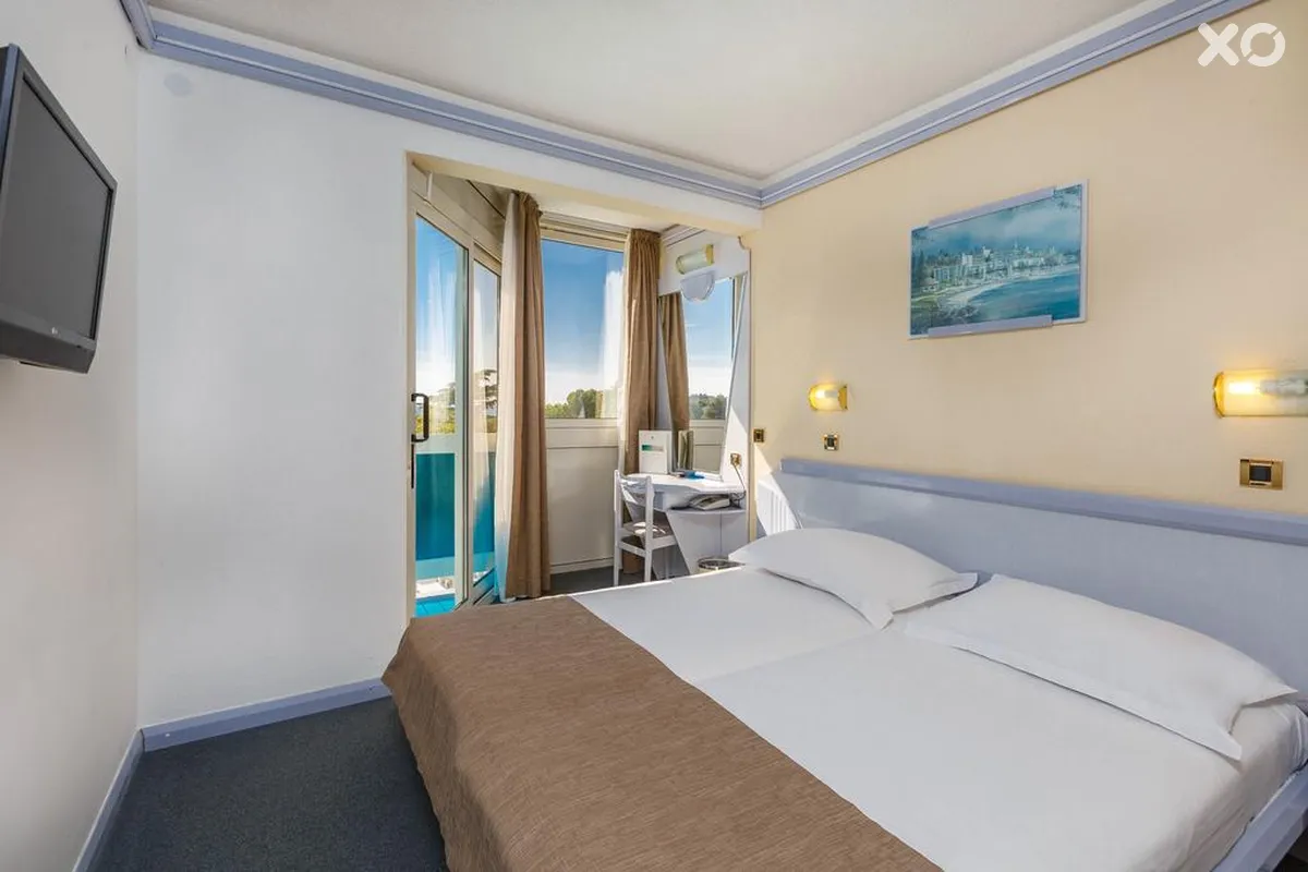 Plavi Hotel