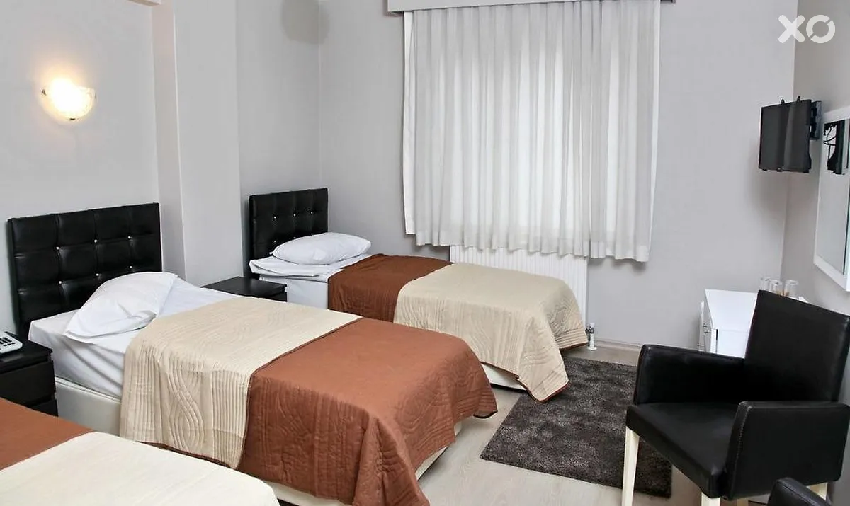Tanin Hotel