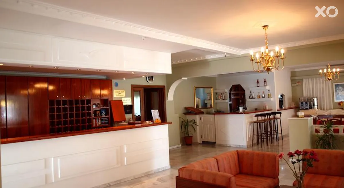 Albatros Hotel