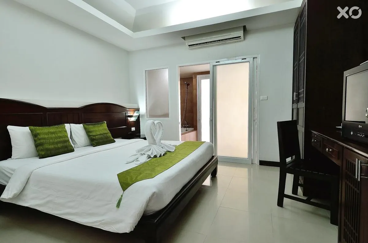 Samui First House Hotel