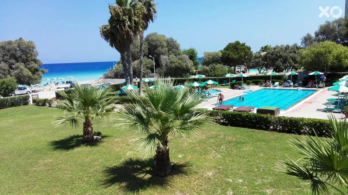 Pylea Beach Hotel