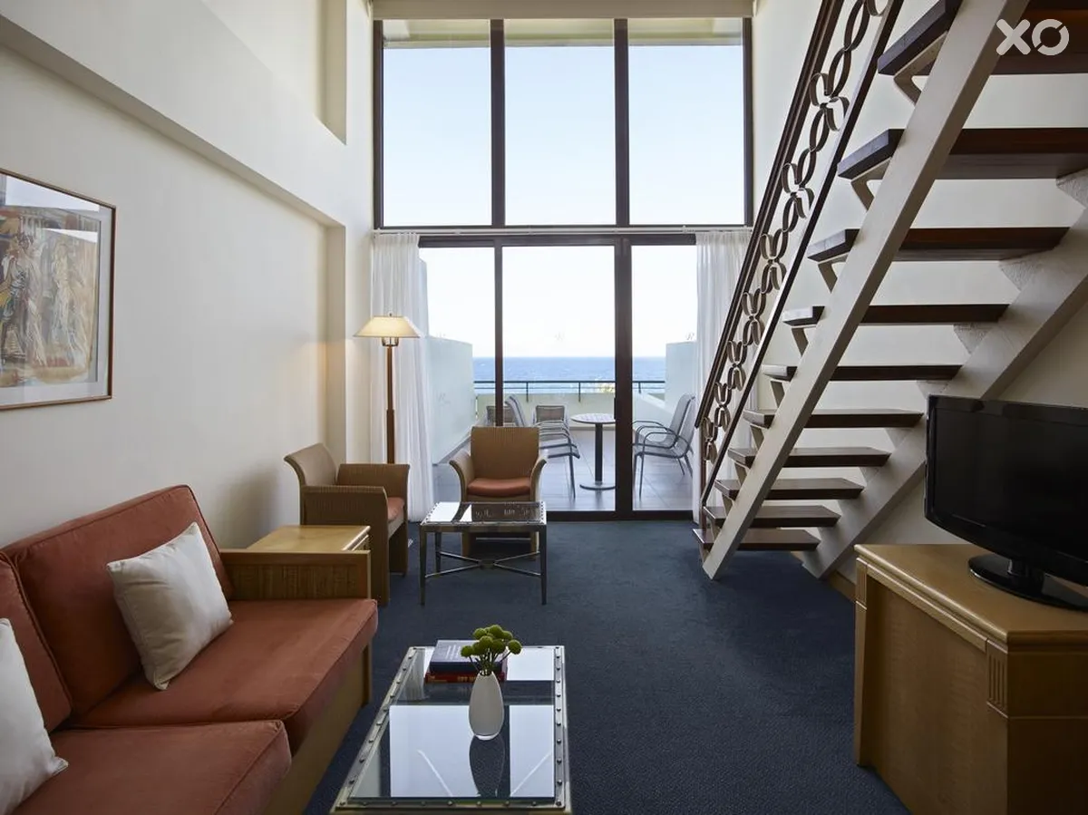 Rhodes Bay Hotel & Spa