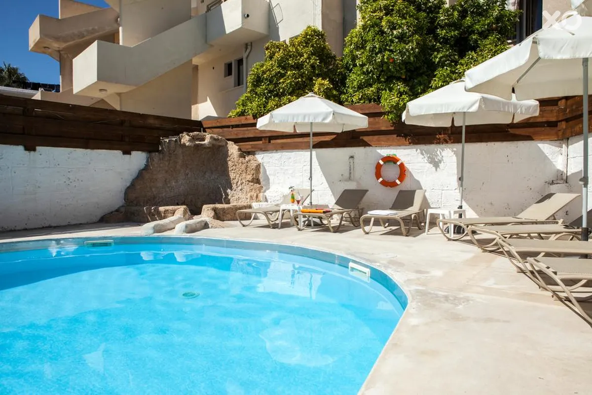 Alecos Hotel Apts