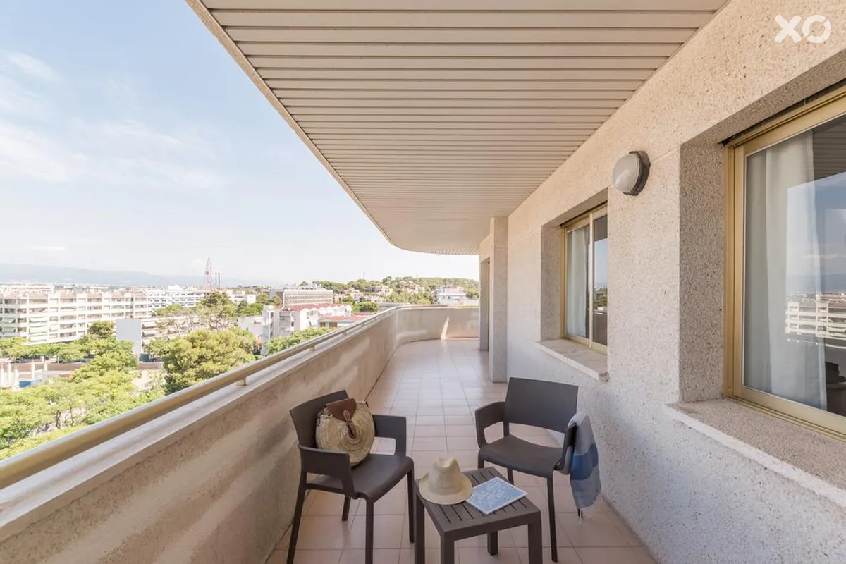 Salou Beach by Pierre & Vacances